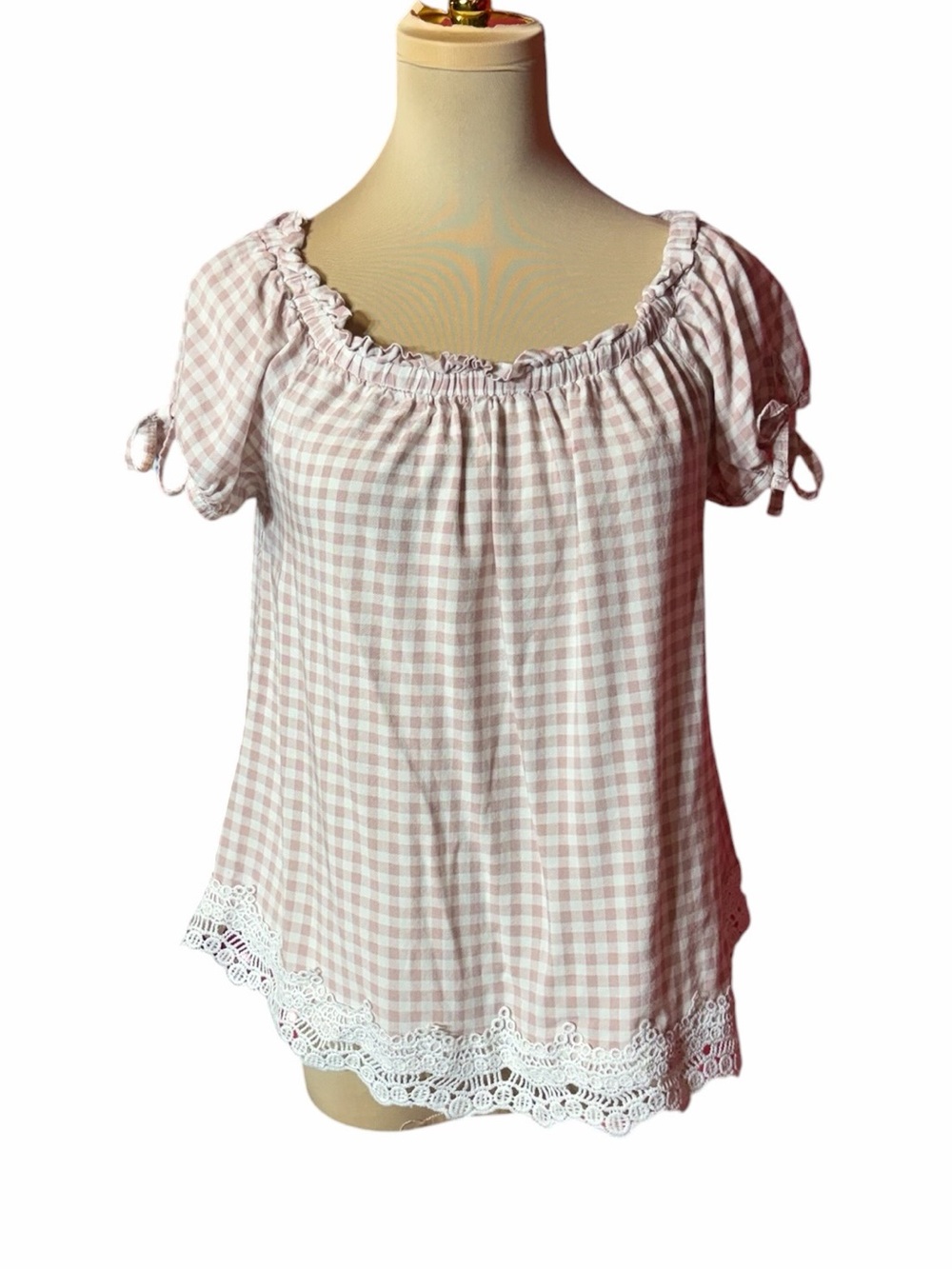 Crave Fame Pink Gingham Lace-Hem Peasant Blouse